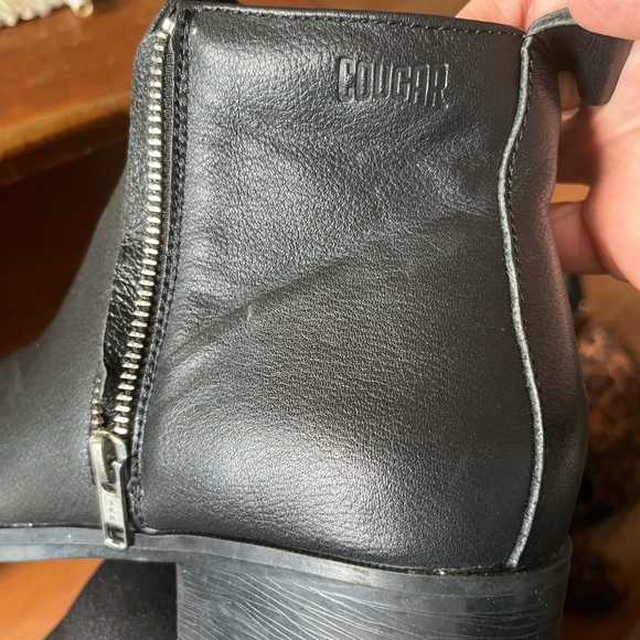 Cougar Waterproof Black Booties - Picture 12 of 12